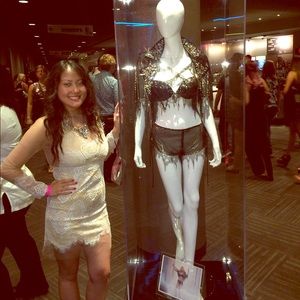 Laced full sleeve dress